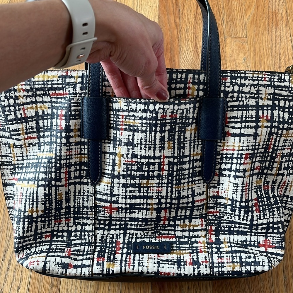 Fossil Skylar Satchel - Picture 4 of 8